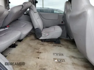 2004 Chevrolet Venture Plus with VIN 1GNDU03E74D264397, listed as a Copart auction lot 84828154 with 183,547 mi miles and Salvage Title. Bid and sale history available at carsss.com. Image 11.