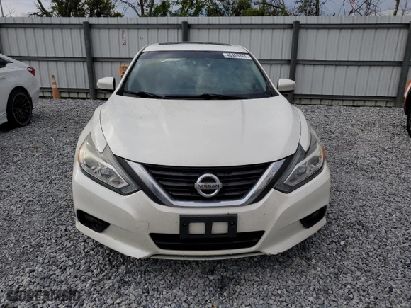 2017 Nissan Altima 2.5 SR with VIN 1N4AL3AP6HC272738, listed as a Copart auction lot 48463865 with 174,828 mi miles and Non Repairable. Bid and sale history available at carsss.com. Image 5.
