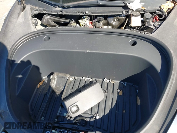 2022 Tesla Model 3 with VIN 5YJ3E1EAXNF326354, listed as a IAAI auction lot 41651872 with 27,922 mi miles and . Bid and sale history available at DreamBid. Image 10.