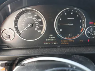 2013 BMW 5 Series 528i xDrive with VIN WBAXH5C52DDW16175, listed as a Copart auction lot 62717005 with 175,618 mi miles and Clean title. Bid and sale history available at DreamBid. Image 9.
