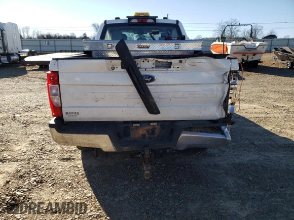 2020 Ford F-250 XL z VIN 1FT7W2BT6LEE28436, wystawiony jako Copart lot #47261765 z przebiegiem 117 061 mil mil oraz Szkoda całkowita • Salvage title. Historia ofert i sprzedaży dostępna na DreamBid. Obrazek 6.