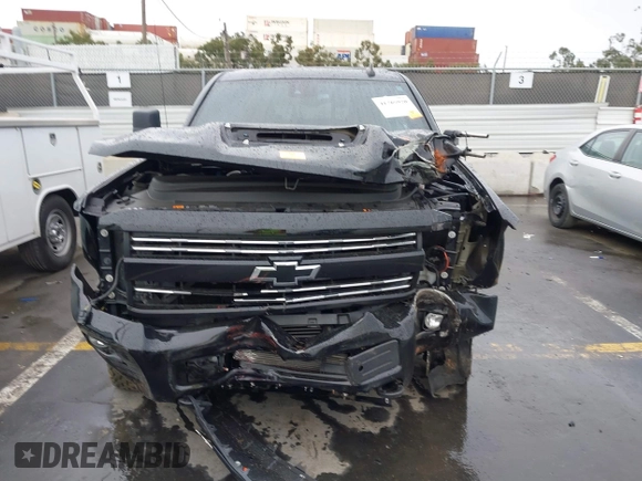 2019 Chevrolet Silverado 2500HD LTZ with VIN 1GC1KTEY2KF111194, listed as a IAAI auction lot 41765920 with 1 mi miles. Bid and sale history available at carsss.com. Image 12.