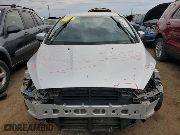 2017 Ford Focus SE with VIN 1FADP3F27HL339281, listed as a Copart auction lot 48755015 with 98,941 mi miles and Salvage Title. Bid and sale history available at carsss.com. Image 5.