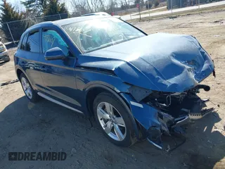 2018 Audi Q5 Premium with VIN WA1ANAFY3J2010479, listed as a IAAI auction lot 41770107 with 52,997 mi miles. Bid and sale history available at carsss.com. Image 1.