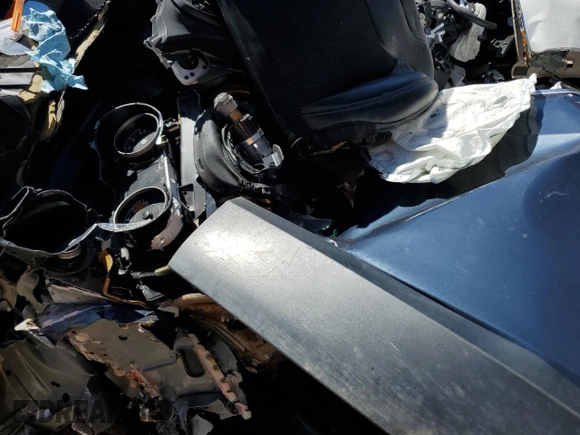 2019 Jeep Cherokee Latitude Plus with VIN 1C4PJMLX4KD471186, listed as a Copart auction lot 47097075 with Not provided miles and Salvage title. Bid and sale history available at DreamBid. Image 8.