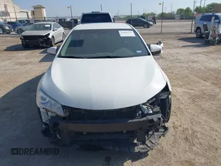 2015 Toyota Camry LE z VIN 4T1BD1FK1FU153866, wystawiony jako IAAI lot #41869793 z przebiegiem 117 352 mil mil oraz . Historia ofert i sprzedaży dostępna na DreamBid. Obrazek 13.