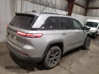 2024 Jeep Grand Cherokee Laredo с VIN 1C4RJHAG9RC123385, выставлен на аукционе Copart как лот 83074564 с пробегом 3 442 миль миль и Списание • Salvage title. История ставок и продаж доступна на DreamBid. Изображение 3.