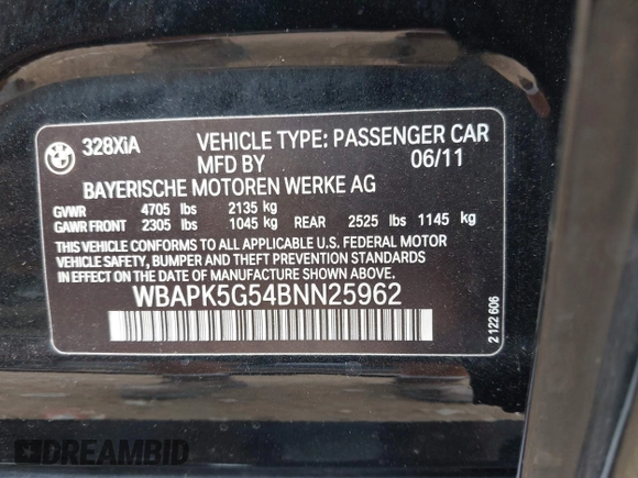 2011 BMW 3 Series 328i xDrive with VIN WBAPK5G54BNN25962, listed as a IAAI auction lot 42710304 with 112,886 mi miles and . Bid and sale history available at DreamBid. Image 9.