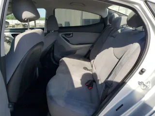 2016 Hyundai Elantra SE z VIN 5NPDH4AE3GH684146, wystawiony jako Copart lot #56224675 z przebiegiem 77 072 mil mil oraz Szkoda całkowita • Salvage title. Historia ofert i sprzedaży dostępna na DreamBid. Obrazek 10.