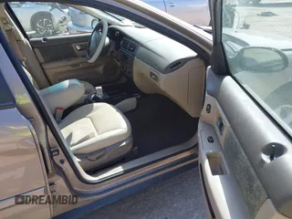 2002 Ford Taurus SES Standard with VIN 1FAFP55U52A156214, listed as a IAAI auction lot 41803668 with 31,693 mi miles. Bid and sale history available at carsss.com. Image 5.