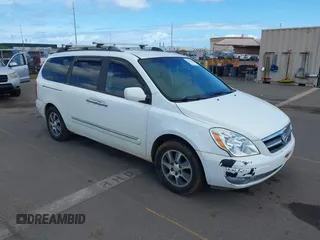 2007 Hyundai Entourage GLS z VIN KNDMC233176028892, wystawiony jako IAAI lot #42293740 z przebiegiem 100 358 mil mil oraz . Historia ofert i sprzedaży dostępna na DreamBid. Obrazek 1.