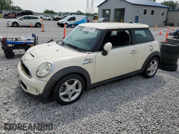 2008 MINI Hardtop S with VIN WMWMF73548TT86932, listed as a Copart auction lot 65881935 with 184,482 mi miles and Clean title. Bid and sale history available at DreamBid. Image 1.
