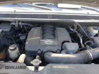 2006 Nissan Titan LE z VIN 1N6AA07B86N558017, wystawiony jako IAAI lot #42179803 z przebiegiem 185 367 mil mil oraz . Historia ofert i sprzedaży dostępna na DreamBid. Obrazek 10.