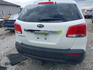 2012 Kia Sorento LX with VIN 5XYKTDA20CG210698, listed as a IAAI auction lot 41728400 with 80,463 mi miles. Bid and sale history available at carsss.com. Image 16.