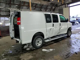 2024 Chevrolet Express Cargo with VIN 1GCWGAFP1R1195761, listed as a Copart auction lot 84272694 with 3,334 mi miles and Clean title. Bid and sale history available at DreamBid. Image 3.