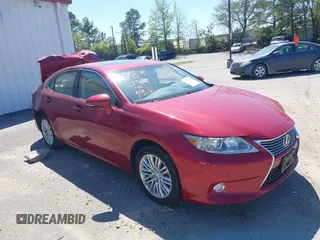 2013 Lexus ES 4dr Sdn with VIN JTHBK1GG5D2075765, listed as a IAAI auction lot 41907575 with Not Provided miles. Bid and sale history available at carsss.com. Image 1.