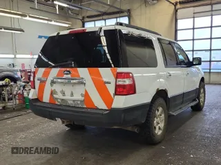 2014 Ford Expedition XL with VIN 1FMJU1G50EEF24187, listed as a IAAI auction lot 42616117 with 235,361 mi miles and . Bid and sale history available at DreamBid. Image 19.