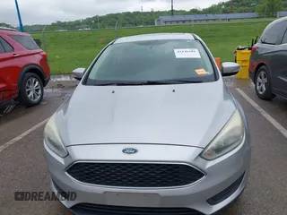 2015 Ford Focus SE с VIN 1FADP3F26FL254588, выставлен на аукционе IAAI как лот 42146381 с пробегом 99 280 миль миль и . История ставок и продаж доступна на DreamBid. Изображение 12.