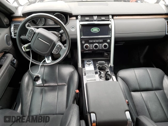 2017 Land Rover Discovery HSE with VIN SALRRBBK4HA021231, listed as a Copart auction lot 54582554 with 117,534 mi miles. Bid and sale history available at carsss.com. Image 8.