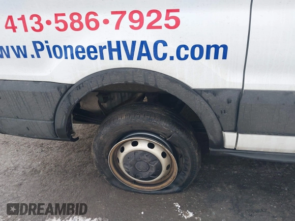 2019 Ford Transit with VIN 1FTYR1YMXKKA90870, listed as a IAAI auction lot 41327304 with 92,865 mi miles and . Bid and sale history available at DreamBid. Image 19.