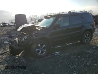2003 Ford Escape Limited with VIN 1FMCU94183KC75824, listed as a Copart auction lot 86476034 with 92,424 mi miles and Salvage Title. Bid and sale history available at carsss.com. Image 1.