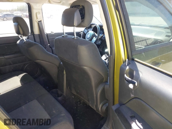 2012 Jeep Compass Latitude with VIN 1C4NJCEB9CD688401, listed as a IAAI auction lot 41801282 with 154,059 mi miles and . Bid and sale history available at carsss.com. Image 8.