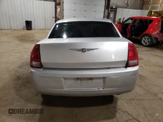 2006 Chrysler 300 Touring with VIN 2C3LK53G46H375167, listed as a Copart auction lot 73064774 with 201,333 mi miles and Salvage Title. Bid and sale history available at carsss.com. Image 6.