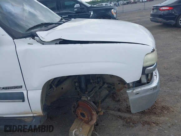 2003 Chevrolet Tahoe LS with VIN 1GNEC13V23R317327, listed as a IAAI auction lot 42183565 with 267,057 mi miles and . Bid and sale history available at DreamBid. Image 14.