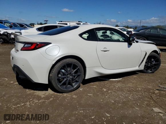 2024 Toyota GR86 Premium with VIN JF1ZNBE19R8754072, listed as a Copart auction lot 51650485 with 9,953 mi miles and Salvage Title. Bid and sale history available at carsss.com. Image 3.
