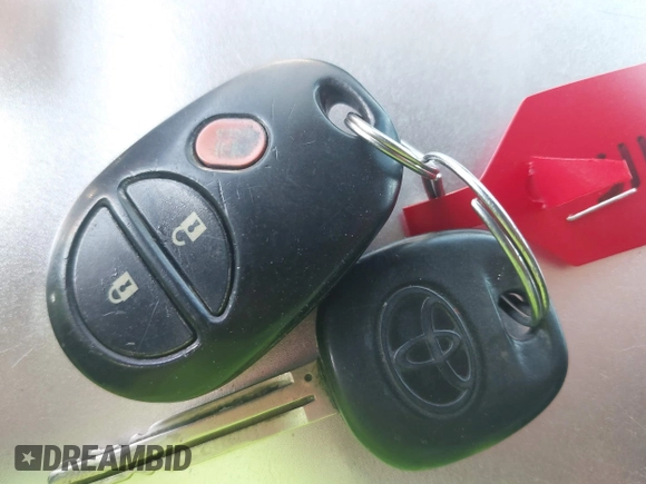 2007 Toyota Tacoma PreRunner с VIN 5TEJU62NX7Z450754, выставлен на аукционе IAAI как лот 42167915 с пробегом 221 560 миль миль и . История ставок и продаж доступна на DreamBid. Изображение 11.