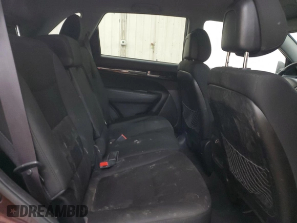 2015 Kia Sorento LX with VIN 5XYKTDA74FG633879, listed as a Copart auction lot 54221455 with 181,577 mi miles and Clean Title. Bid and sale history available at carsss.com. Image 10.