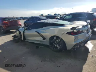 2021 Chevrolet Corvette 3LT with VIN 1G1YC2D47M5104165, listed as a Copart auction lot 85553474 with 0 mi miles and Salvage Title. Bid and sale history available at carsss.com. Image 2.