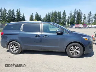 2017 Kia Sedona LX with VIN KNDMB5C11H6253379, listed as a IAAI auction lot 42140939 with 111,067 mi miles. Bid and sale history available at carsss.com. Image 13.