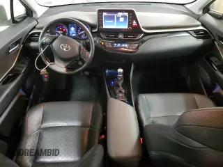 2020 Toyota C-HR LE with VIN JTNKHMBX4L1083011, listed as a Copart auction lot 51684435 with 43,490 mi miles and Salvage Title. Bid and sale history available at carsss.com. Image 8.