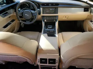 2017 Jaguar XF 35t Prestige with VIN SAJBE4BV0HCY33500, listed as a Copart auction lot 88806855 with 74,506 mi miles and Clean Title. Bid and sale history available at carsss.com. Image 8.