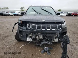 2022 Jeep Compass Latitude Lux с VIN 3C4NJDFB7NT219096, выставлен на аукционе Copart как лот 57703855 с пробегом 42 108 миль миль и На запчасти • Non repairable. История ставок и продаж доступна на DreamBid. Изображение 5.