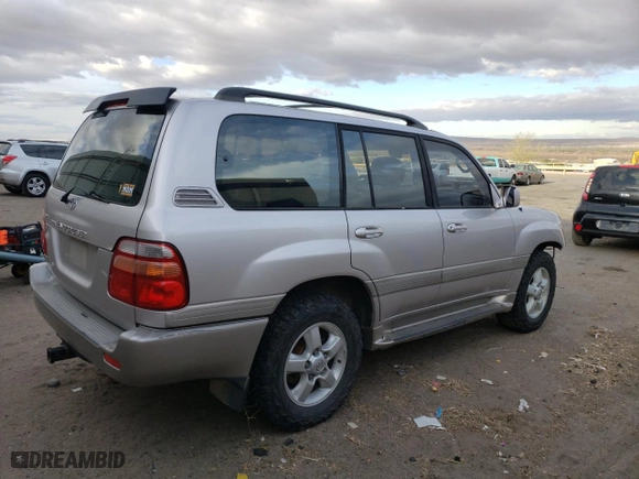 2001 Toyota Land Cruiser with VIN JTEHT05J912005517, listed as a Copart auction lot 50911195 with 273,929 mi miles and Salvage Title. Bid and sale history available at carsss.com. Image 3.