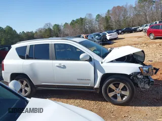 2017 Jeep Compass High Altitude with VIN 1C4NJDEB2HD100626, listed as a IAAI auction lot 41823817 with 90,138 mi miles. Bid and sale history available at carsss.com. Image 13.