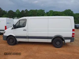 2016 Mercedes-Benz Sprinter Cargo with VIN WD3PE7DD5GP319654, listed as a IAAI auction lot 42169240 with 264,577 mi miles. Bid and sale history available at carsss.com. Image 14.