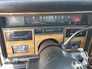 1984 Cadillac Seville z VIN 1G6AS6988EE829387, wystawiony jako Copart lot #75061224 z przebiegiem 643 mil mil oraz Szkody całkowita. Historia ofert i sprzedaży dostępna na DreamBid. Obrazek 9.