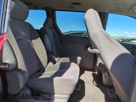 2002 Chrysler Town & Country eL with VIN 2C4GP34322R644608, listed as a Copart auction lot 46716585 with 218,557 mi miles and Clean Title. Bid and sale history available at carsss.com. Image 11.