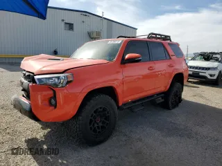 2023 Toyota 4Runner TRD Pro z VIN JTELU5JR0P6107502, wystawiony jako Copart lot #56788515 z przebiegiem 33 455 mil mil oraz Szkoda całkowita • Salvage title. Historia ofert i sprzedaży dostępna na DreamBid. Obrazek 1.