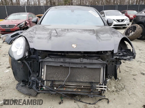 2016 Porsche Panamera 4 with VIN WP0AA2A77GL001213, listed as a Copart auction lot 46805985 with 61,830 mi miles and Salvage Title. Bid and sale history available at DreamBid. Image 5.