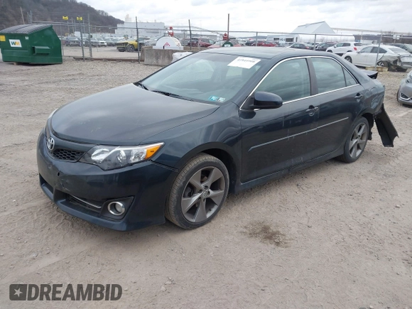 2014 Toyota Camry L with VIN 4T1BF1FK2EU736634, listed as a IAAI auction lot 41844908 with 98,749 mi miles. Bid and sale history available at carsss.com. Image 2.