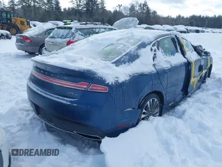 2019 Lincoln MKZ Reserve II with VIN 3LN6L5F99KR631770, listed as a IAAI auction lot 41593889 with 47,837 mi miles and . Bid and sale history available at DreamBid. Image 4.