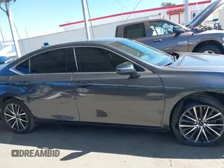 2024 Lexus ES with VIN 58ADA1C17RU044211, listed as a IAAI auction lot 41824731 with 36,048 mi miles. Bid and sale history available at carsss.com. Image 13.