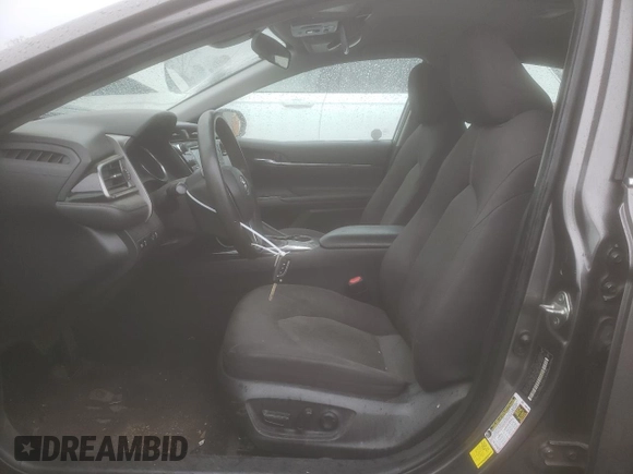 2020 Toyota Camry LE with VIN 4T1C11AK9LU923604, listed as a Copart auction lot 49760925 with 172,995 mi miles and Salvage Title. Bid and sale history available at DreamBid. Image 7.