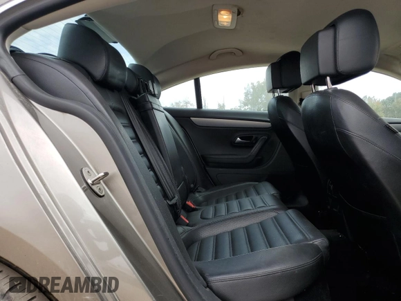 2013 Volkswagen CC Sport with VIN WVWBN7AN0DE524433, listed as a Copart auction lot 71831494 with 135,214 mi miles and Clean Title. Bid and sale history available at carsss.com. Image 10.