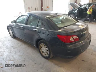 2007 Chrysler Sebring Limited с VIN 1C3LC66K87N549169, выставлен на аукционе IAAI как лот 42811071 с пробегом 232 042 миль миль и . История ставок и продаж доступна на DreamBid. Изображение 3.