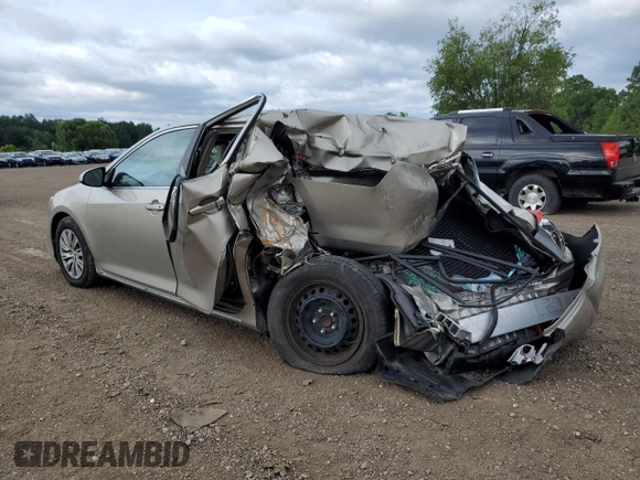 2014 Toyota Camry L with VIN 4T1BF1FK9EU468360, listed as a Copart auction lot 62743544 with 83,706 mi miles and Salvage Title. Bid and sale history available at carsss.com. Image 2.